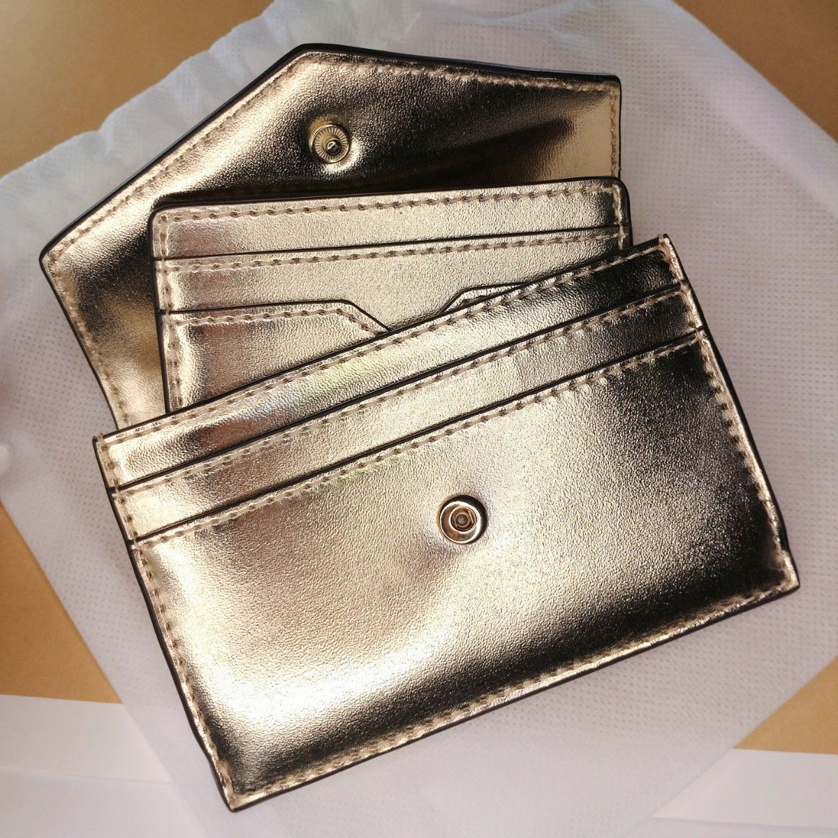 新品 MICHEAL KORS マイケルコース エンベロープ カードケース 新品 MICHEAL KORS マイケルコース エンベロープ カードケース
