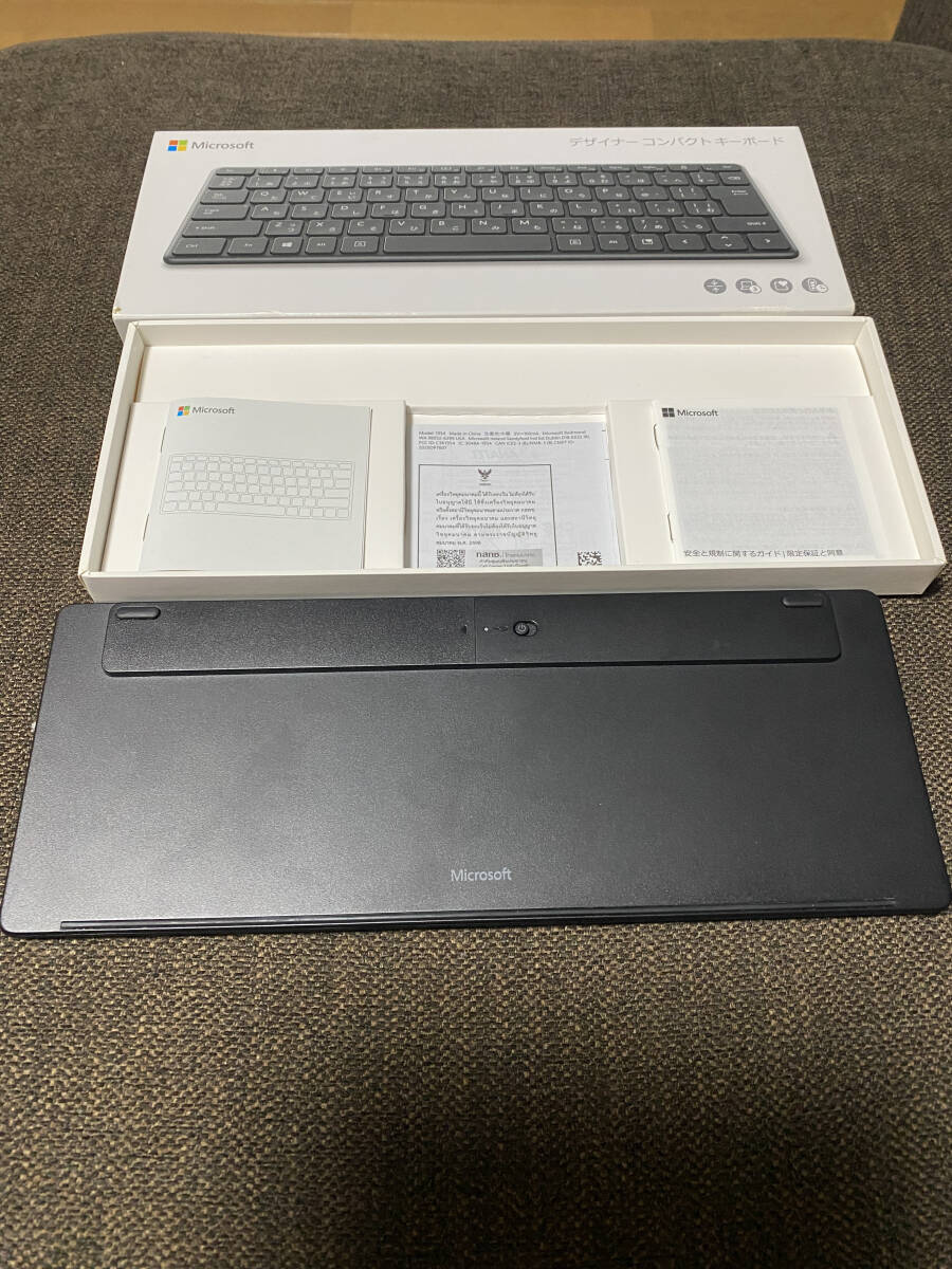 Microsoft デザイナー コンパクト キーボード 21Y-00019 （マットブラック）_画像2