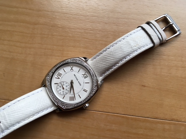 レア 良品 MICHAEL KORS マイケルコース スモセコ MK-2385 ストーンベゼル ホワイト 純正ベルト クオーツ レディース 腕時計