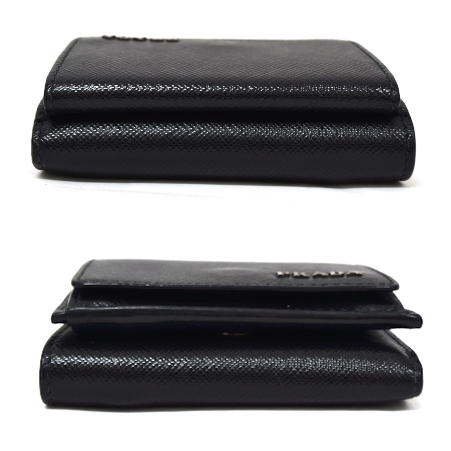 新品同様 プラダ 三つ折り財布 サフィアーノ コンパクトウオレット 2MH021 ユニセックス ブラック PRADA_画像4