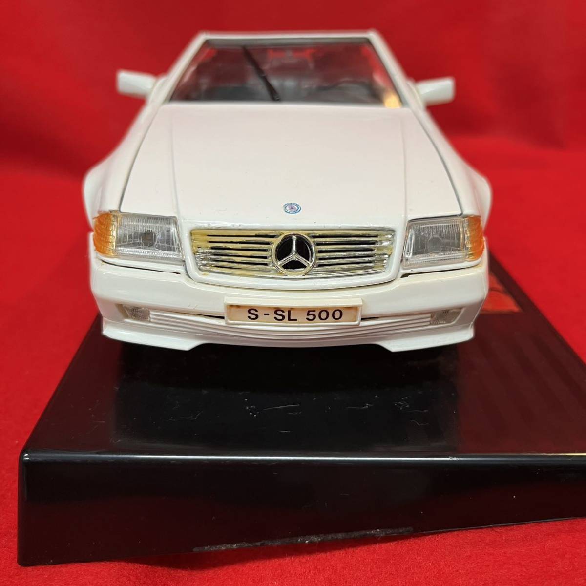 * rare goods * Maisto Maisto Mercedes-Benz Mercedes Benz 500SL (1989) 1/18 minicar that time thing (02016 average 