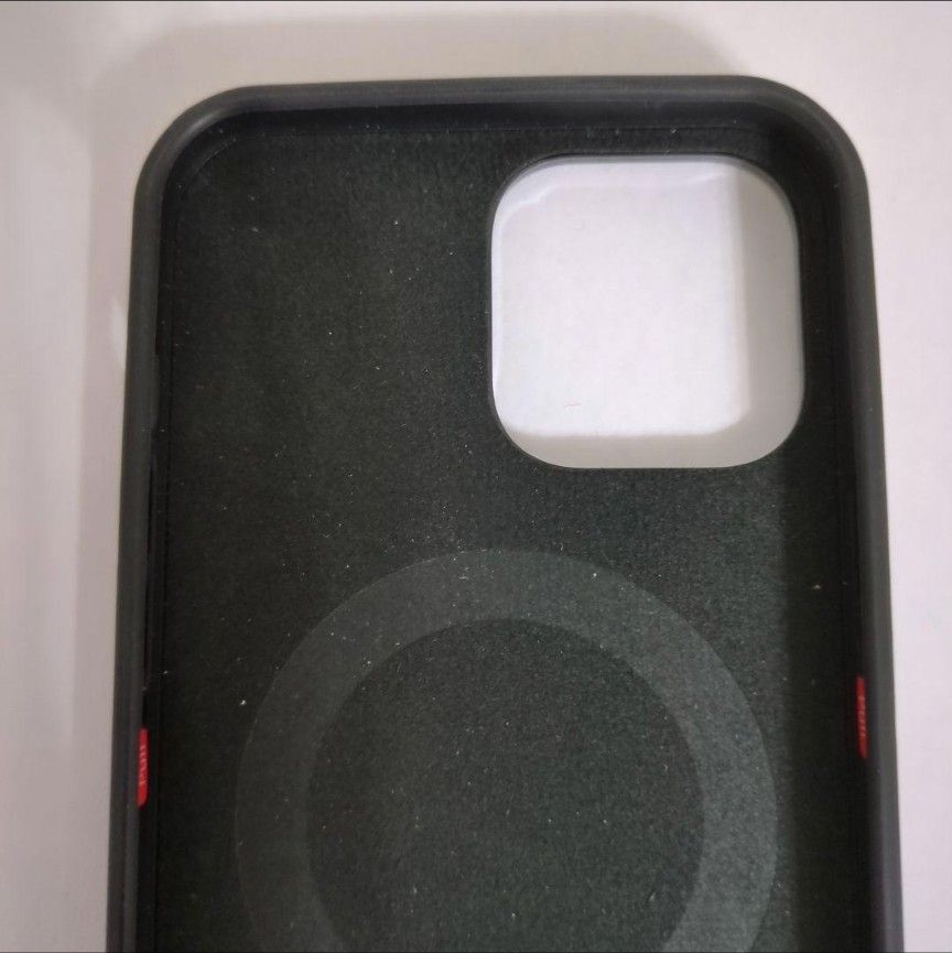 PROXA iPhone 13 Pro Max 用ケース 6.7インチ ブラックMagSafe対応 マグネット搭載 指紋防止 