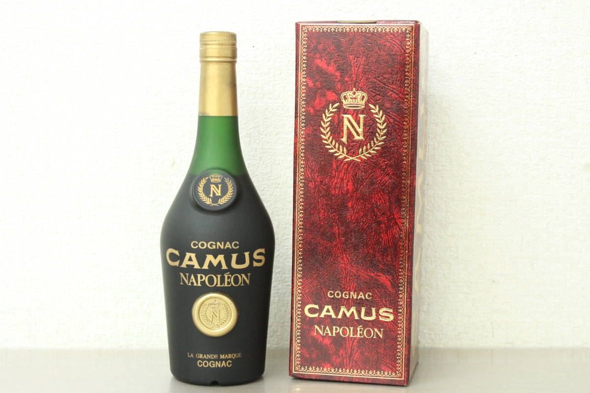 【未開栓】 古酒 CAMUS NAPOLEON LA GRANDE MARQUE カミュ ナポレオン グランマルキ コニャック 700ml 2I204_画像1
