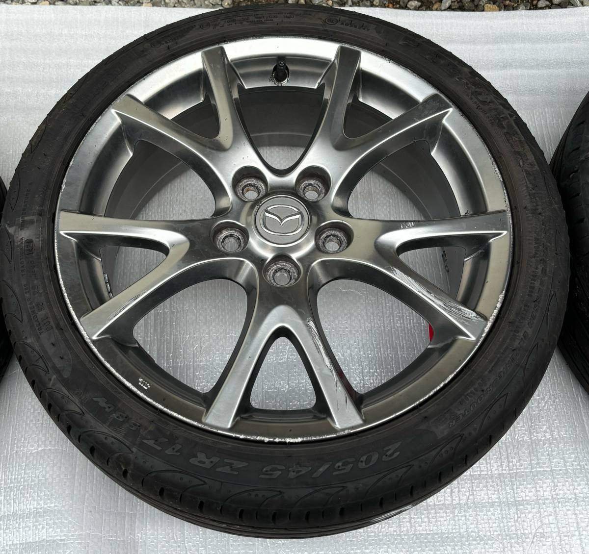 NCECロードスター　　純正１７インチホイール&タイヤ205/45R17　４本セットです！　中古品　格安にて！！！！_画像3