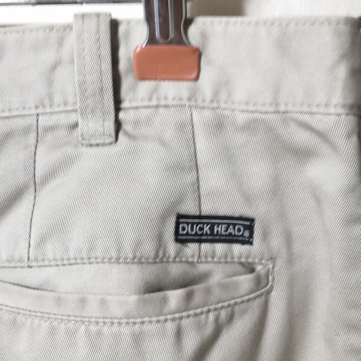  chinos Duck Head XL beige right . part . some stains equipped w82 waist 30 72