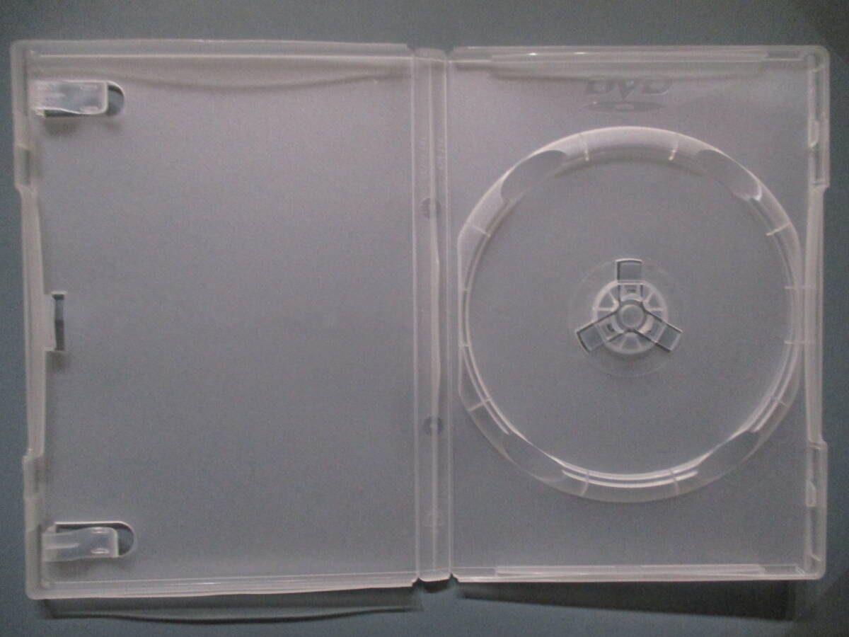 DVDトールケース 100個（黒75個、透明25個）　14mm厚_透明ケース（内部の様子）