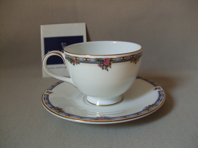 Royal Doulton / 1995 Lady Bedfordreti bed Ford / cup & saucer C&S / Britain made / BONE CHINA / unused goods / box . scratch 