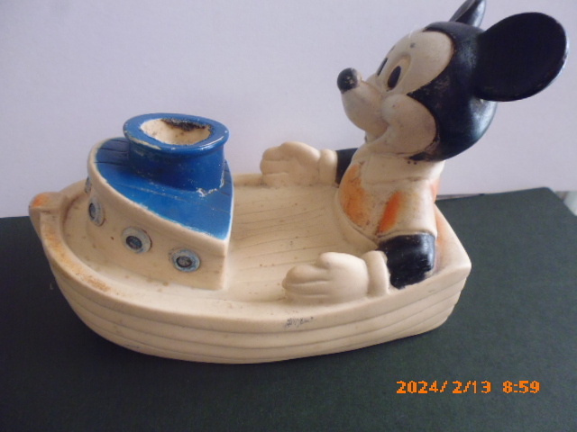 ビンテージ　ミッキーマウス　バス玩具の船　MIckey Mouse Bubble Barge 1970年代　傷んでいますが骨董感は充分_画像4