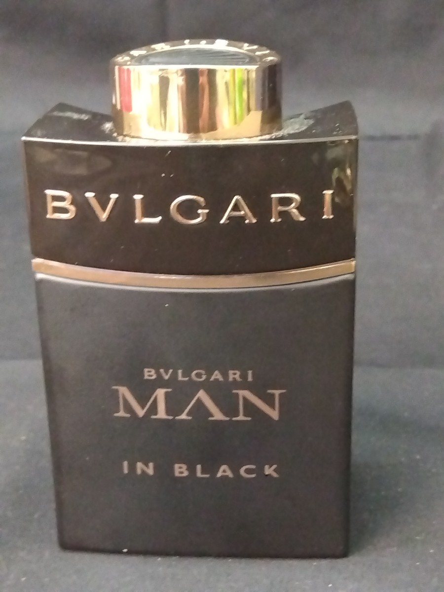 BVLGARI ブルガリ 香水　ブルガリ　MAN　イン　ブラック　50ml中は見えませんが残量５割か6割はあります _画像1