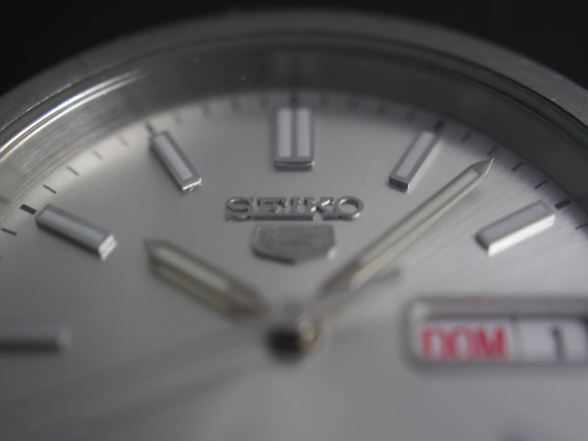 セイコー SEIKO ファイブ 5 自動巻き 3針 デイデイト 裏スケ 7S26-0420 男性用 メンズ 腕時計 W972 稼働品_画像3
