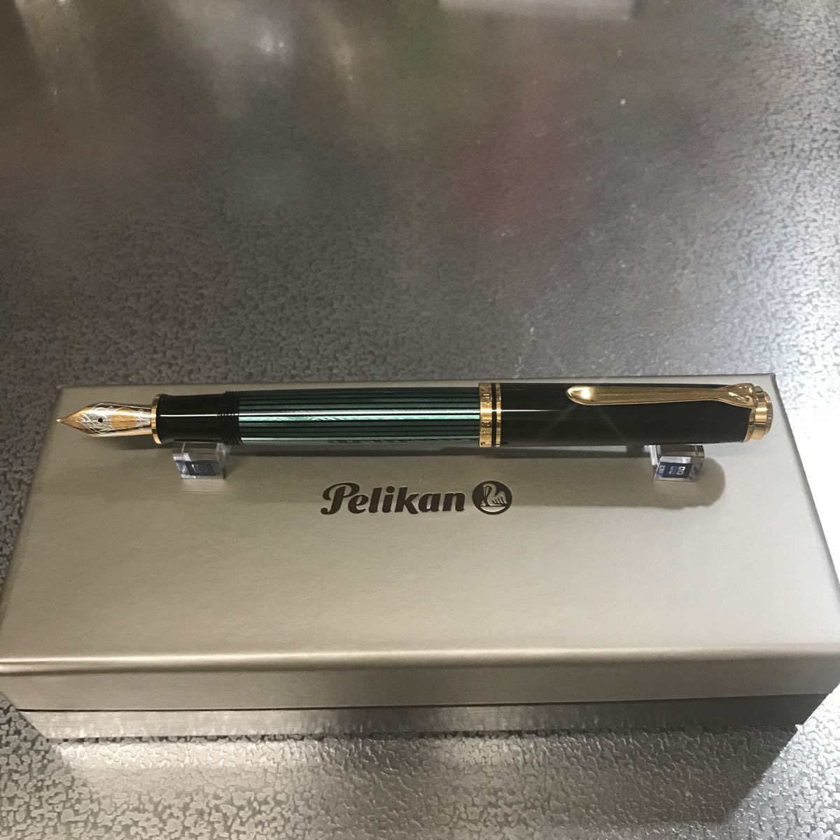 ●ペリカン M800スーべレーン新品 18kニブサイズF(ペン先太さ細字)●Pelican M800 Nib size F_画像1