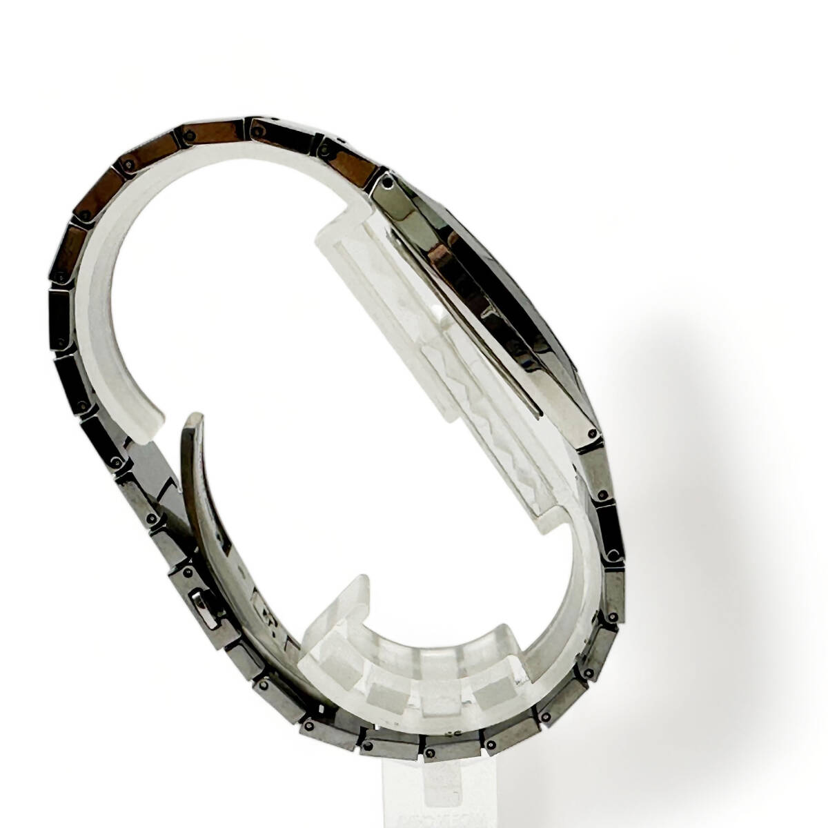 T495 NICOLA VALENTINO 腕時計 クオーツ デイト NVG-8000-3 Tangsten sapphire タングステン サファイア _画像4