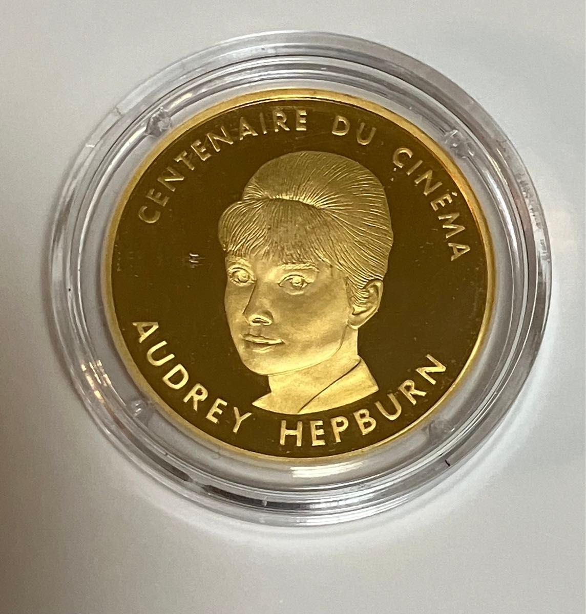 1994年 100フラン オードリー・ヘップバーン金貨 【希少品】記念 1994年 100フラン オードリー・ヘップバーン金貨 【希少品】記念