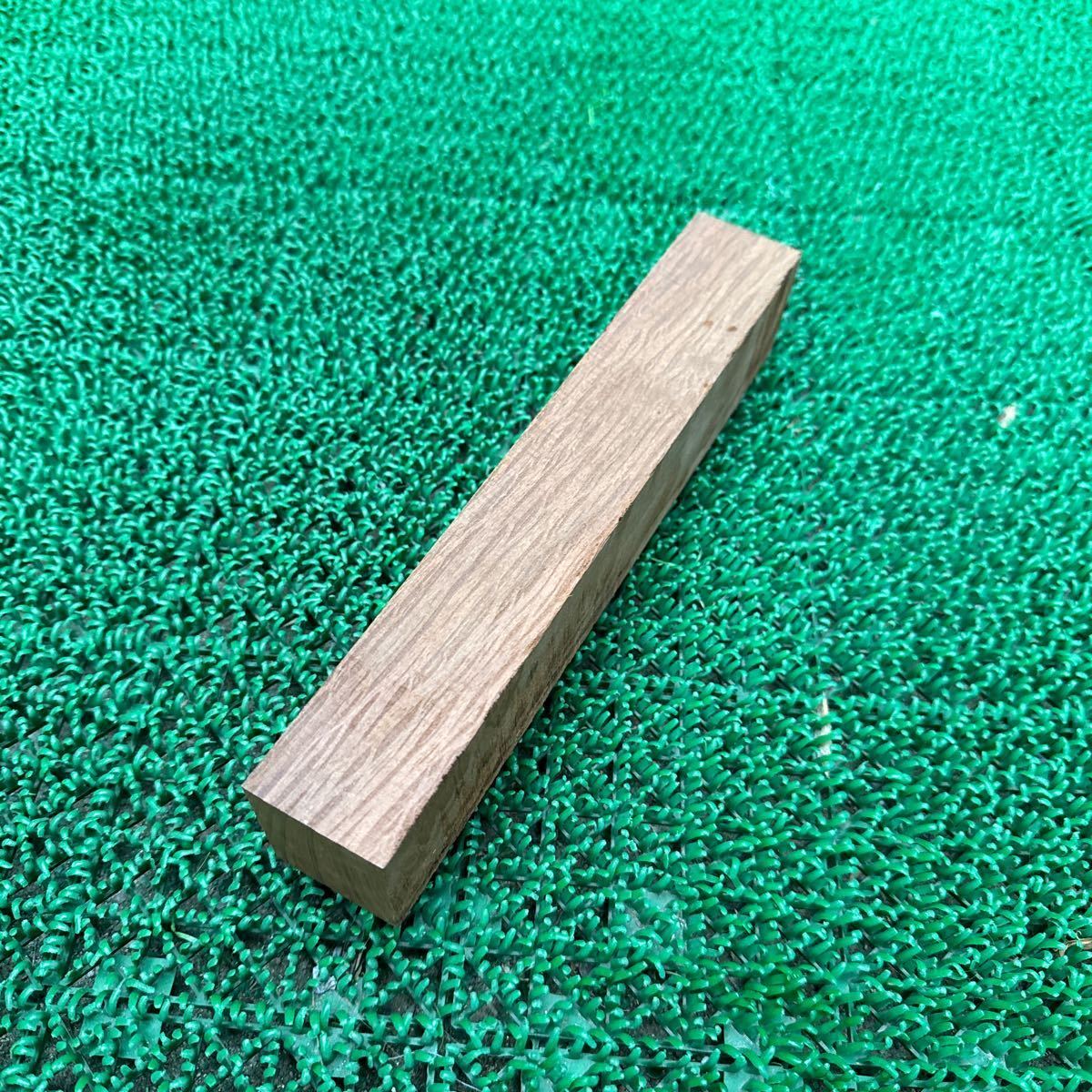  ② シーオーク 22.4×4.4×3.5cm 250g端材 木材_画像6