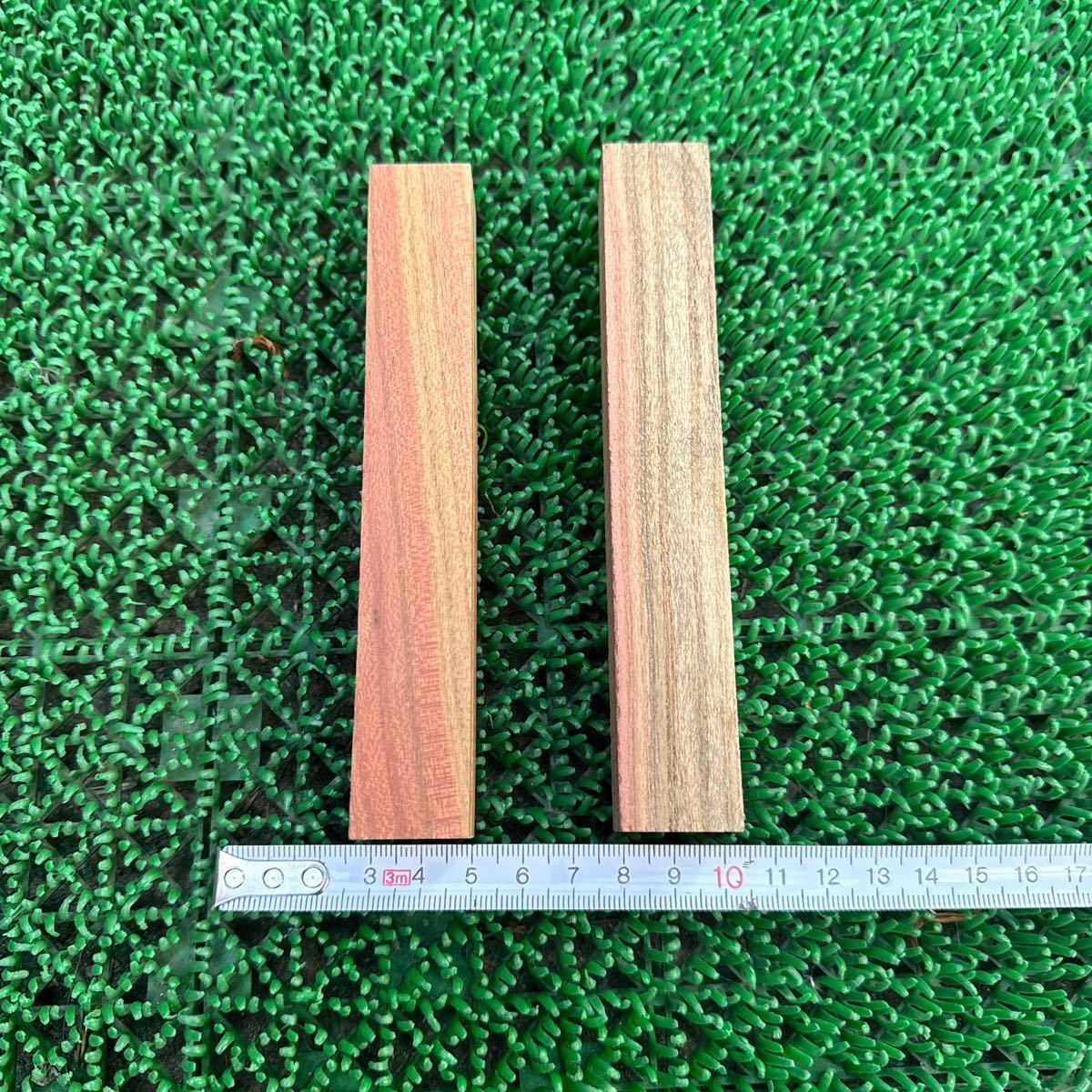 ⑧ ピスタチオ ペンブランク 2本 約14.5×2.3×2cm 約60g木材_画像5