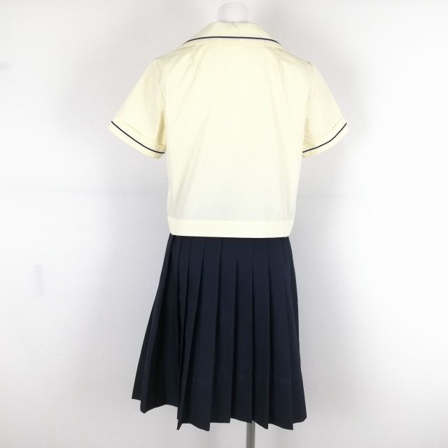 1円 セーラー服 スカート 上下2点セット 夏物 青1本線 女子 学生服 熊本楠中学 黄 制服 中古 ランクC EY3823_画像2