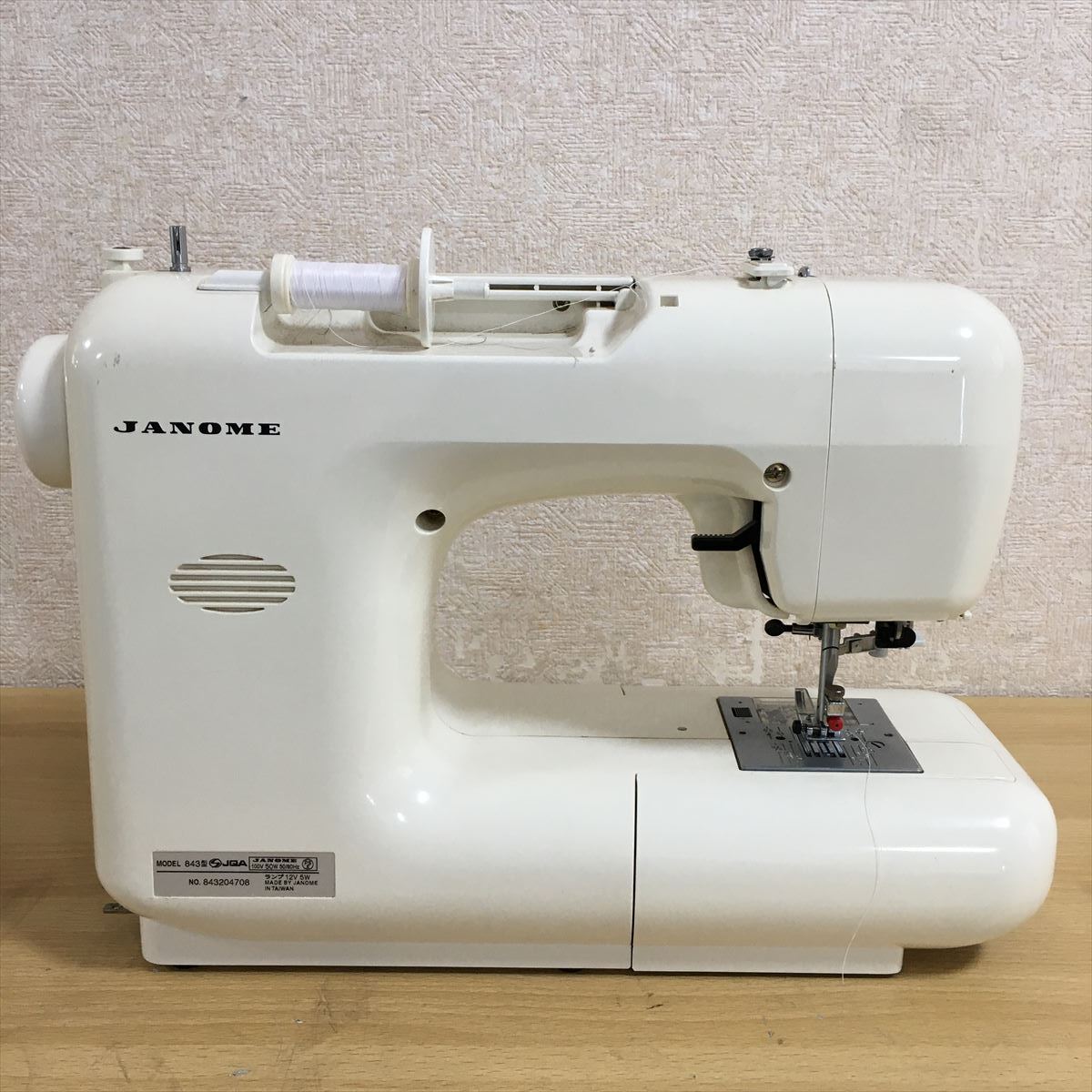 JANOME ジャノメ JP-303 MODEL 843型 コンピューターミシン ミシン 手工芸 手芸 ハンドクラフト 裁縫 裁縫道具 通電確認済み 2 カ 5146_画像5