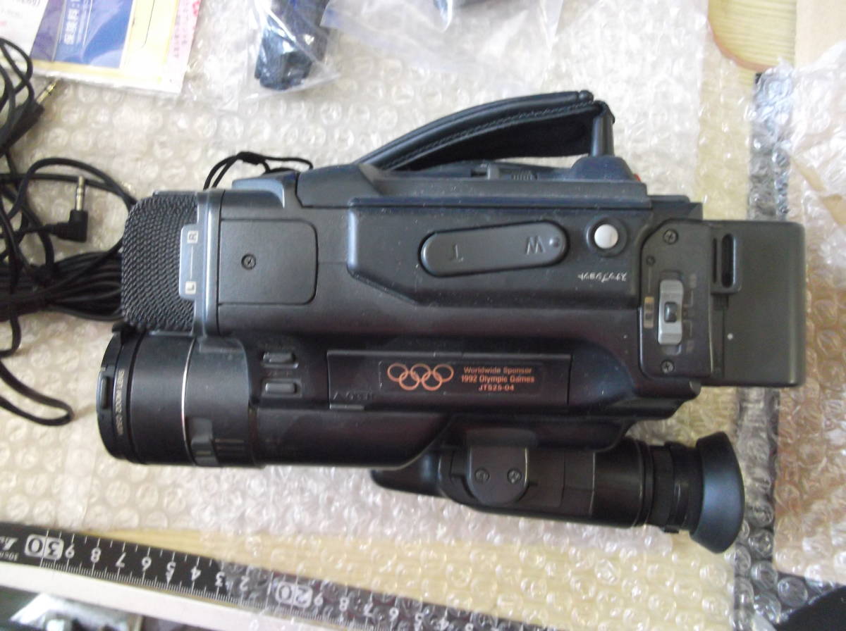 ジャンク パナソニック ビデオカメラ NV-S7 オリンピックモデル 現状渡し品 同梱不可_画像3