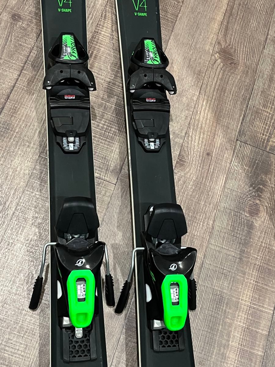 スキー板 ヘッド HEAD V-SHAPE V4 163cm|Yahoo!フリマ(旧 スキー板 ヘッド HEAD V-SHAPE V4 163cm|Yahoo!フリマ(旧