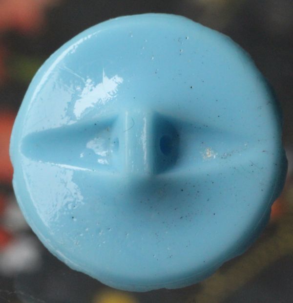 即決 美品 ガラスボタン 1個 φ18mm ブルー 水色 花 リメイク 素材 ハンドメイドパーツ フランス輸入 ヴィンテージ_画像3