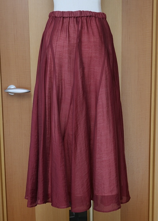 【美品】シビラ・フレアーが美しい エンジのスカート_画像3