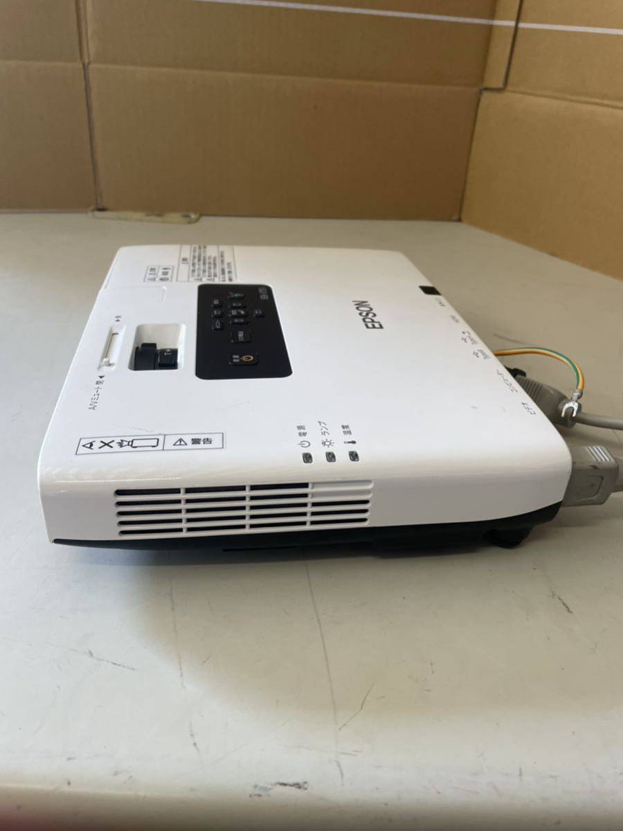 N1140/EPSON プロジェクターLCD PROJECTOR EB-1751 ランプ使用時間約 