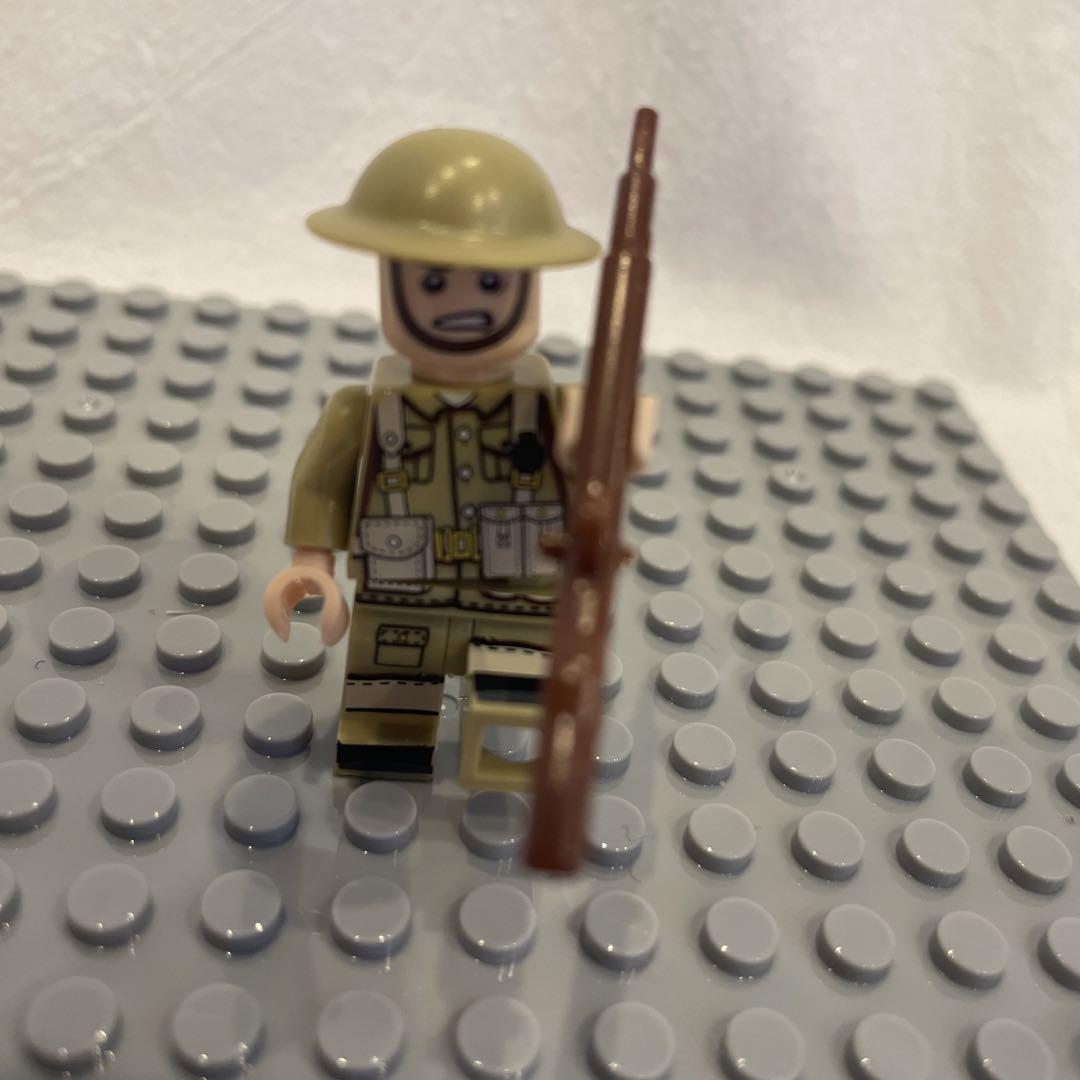 ミニフィグ　イギリス軍　12体 歩兵　銃 レゴ互換 ブロック WW2　大人　人形_画像5