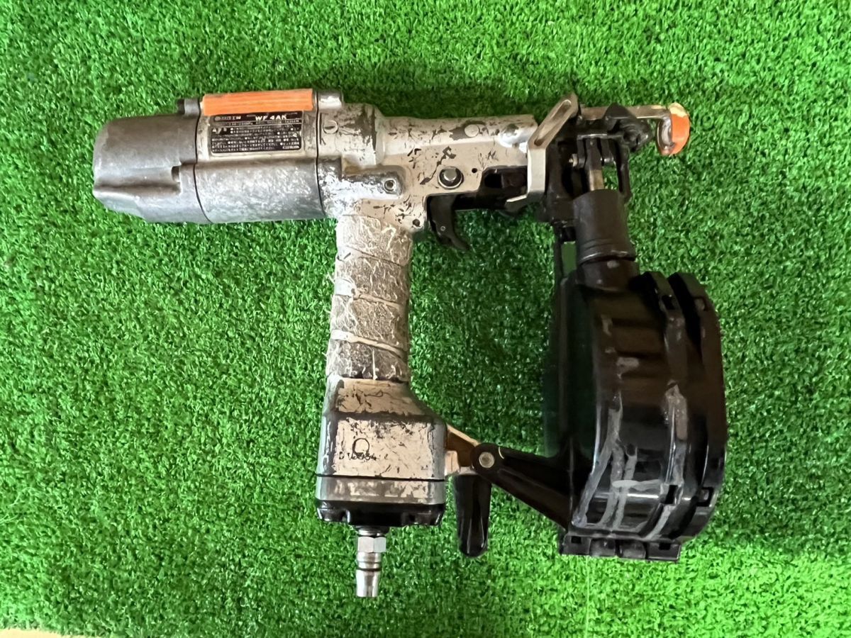 ジャンク品 日立工機 動作未確認 ネジ打機 WF４AK エアーツール 工具 中古 USED kd03009457の画像2