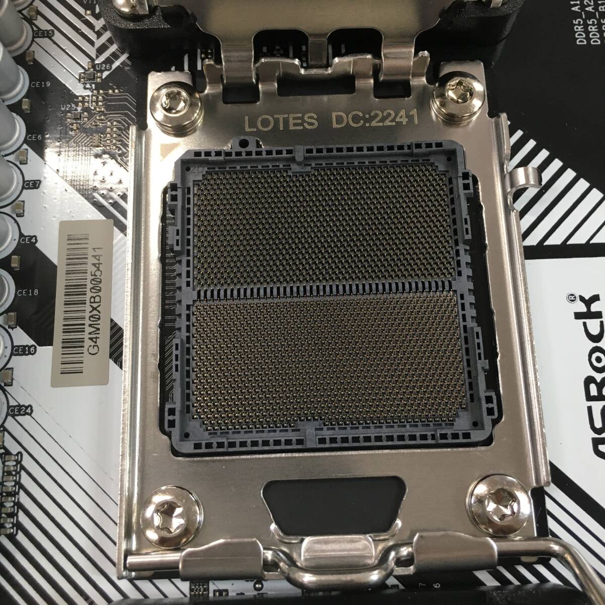 現状品 ASRock マザーボード B650 Pro RS AMD Ryzen 7000 シリーズ CPU対応 (Soket AM5) ATX マザーボード_画像3