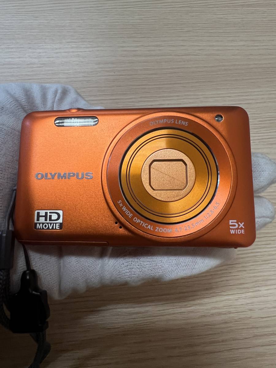 【3978】動作確認済 OLYMPUS オリンパス VG-145 コンパクトデジタルカメラ バッテリー付属　オレンジカラー_画像2