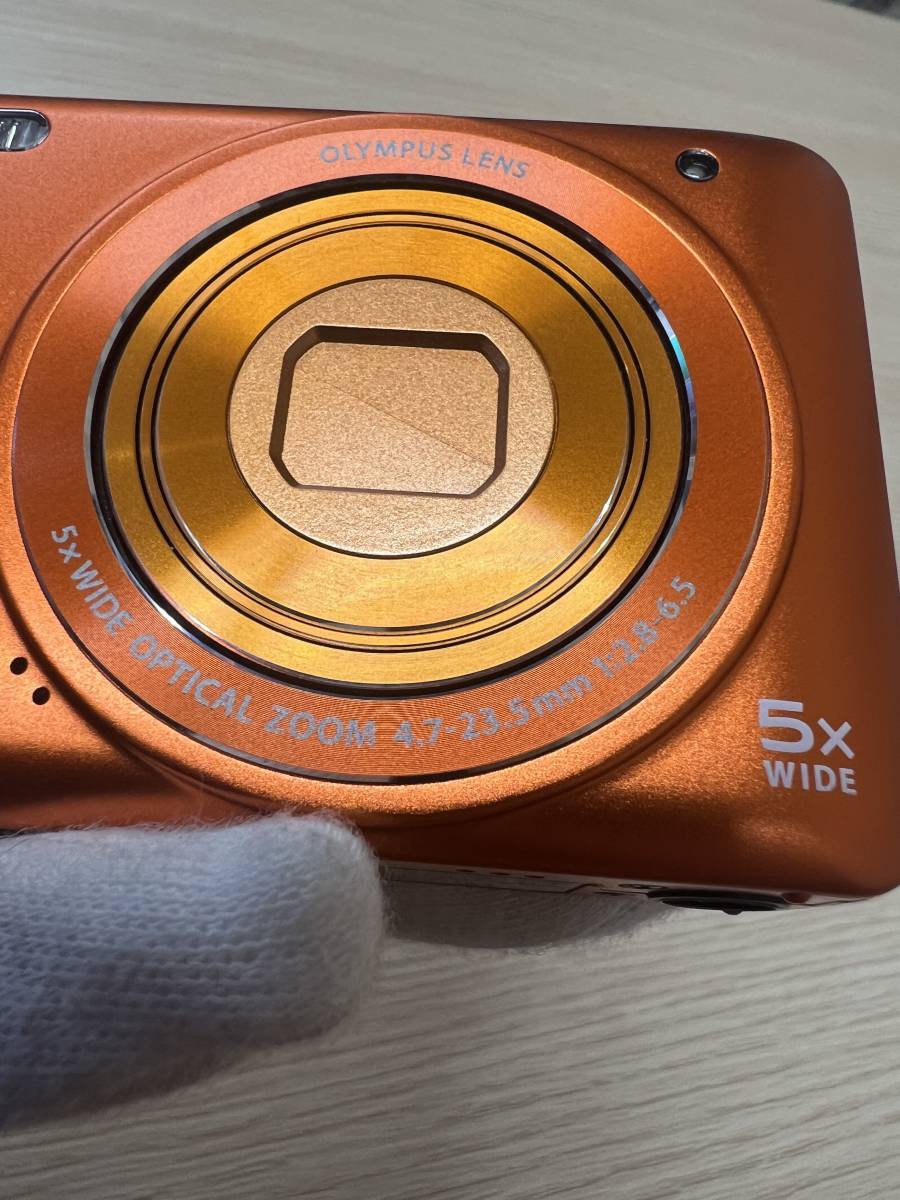 【3978】動作確認済 OLYMPUS オリンパス VG-145 コンパクトデジタルカメラ バッテリー付属　オレンジカラー_画像4