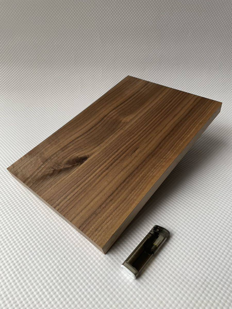 no.265/無垢材/ウォールナット/2枚ハギ/厚み22mm幅232mm長さ350mm/木材工作 /木製品製作 /板材 /木製家具製作/カッティングボード製作/DIYの画像4