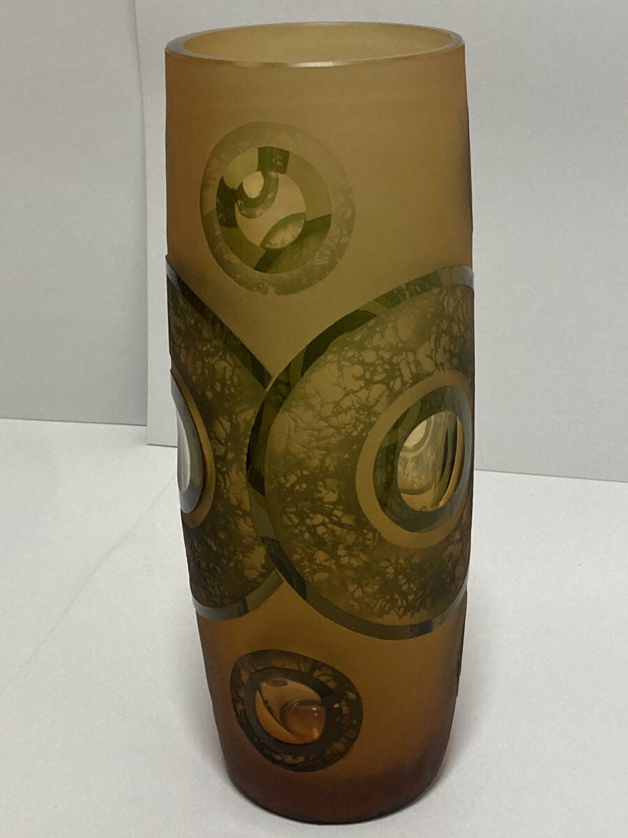 ガラス工芸 フラワーベース 花瓶 ガラス製 オシャレ インテリア レトロ 詳細不明 花器 幅12㎝ 高さ30㎝ 重さ2111g の画像1
