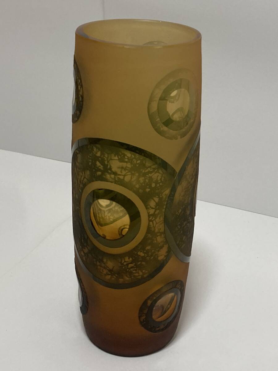 ガラス工芸 フラワーベース 花瓶 ガラス製 オシャレ インテリア レトロ 詳細不明 花器 幅12㎝ 高さ30㎝ 重さ2111g の画像2