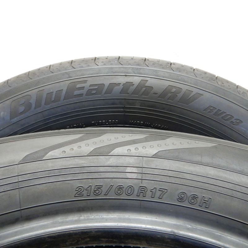 中古タイヤ 215/60r17 タイヤ YOKOHAMA BluEarth RV-03 2本セット C-HR アルファード エスティマ ヴェルファイヤ 中古 17インチ_画像5