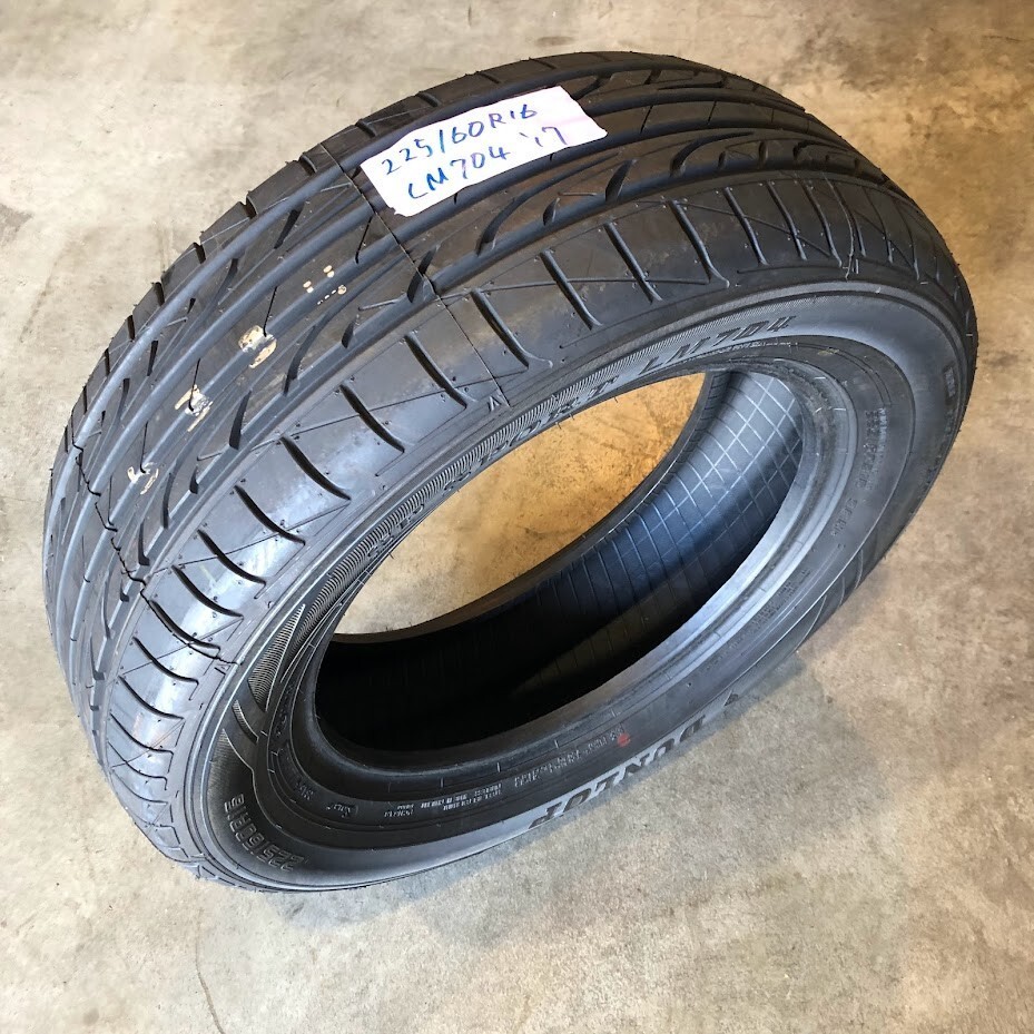 送料無料 1本 (MC0064.8) 225/60R16 98H DUNLOP SPLM704 2017年製造 訳あり商品 汚れ、ひび割れアリ　225/60/16,_画像1