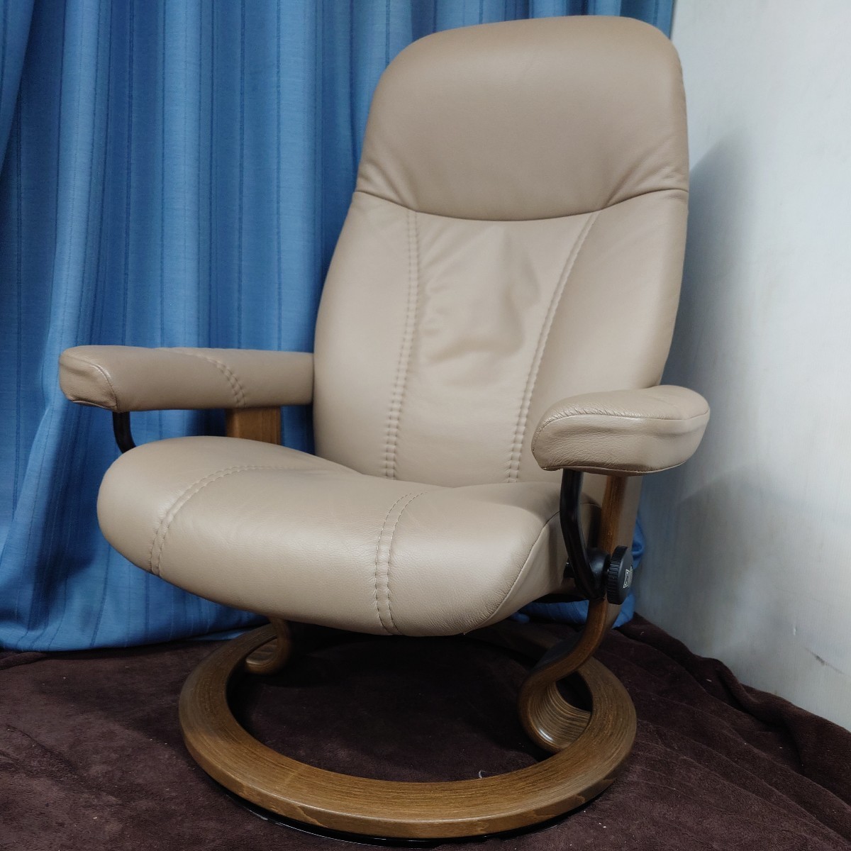 EKORNES　エコーネス　ストレスレスチェア 本革 北欧　中古　　リクライニングチェア EKORNES レザー_画像1