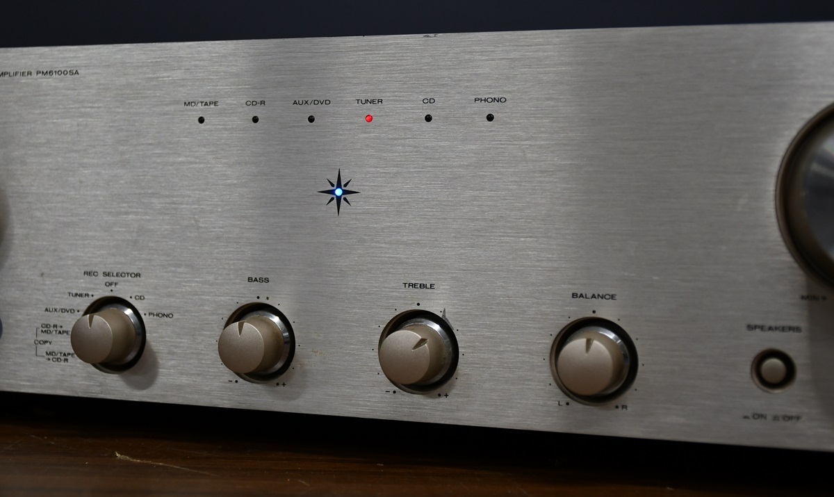 KY2-29　音出し確認済 動作確認OK　marantz マランツ PM6100/F1N アンプ 中古 現状品_画像3