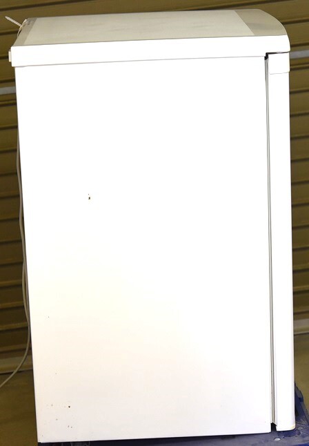 YKK2-24 現状品 SHARP シャープ FJ-HS9X-W 冷凍庫 86L 2017年製 家電製品 店舗用品 厨房機器 通電確認済 新潟市直接取引可_画像9