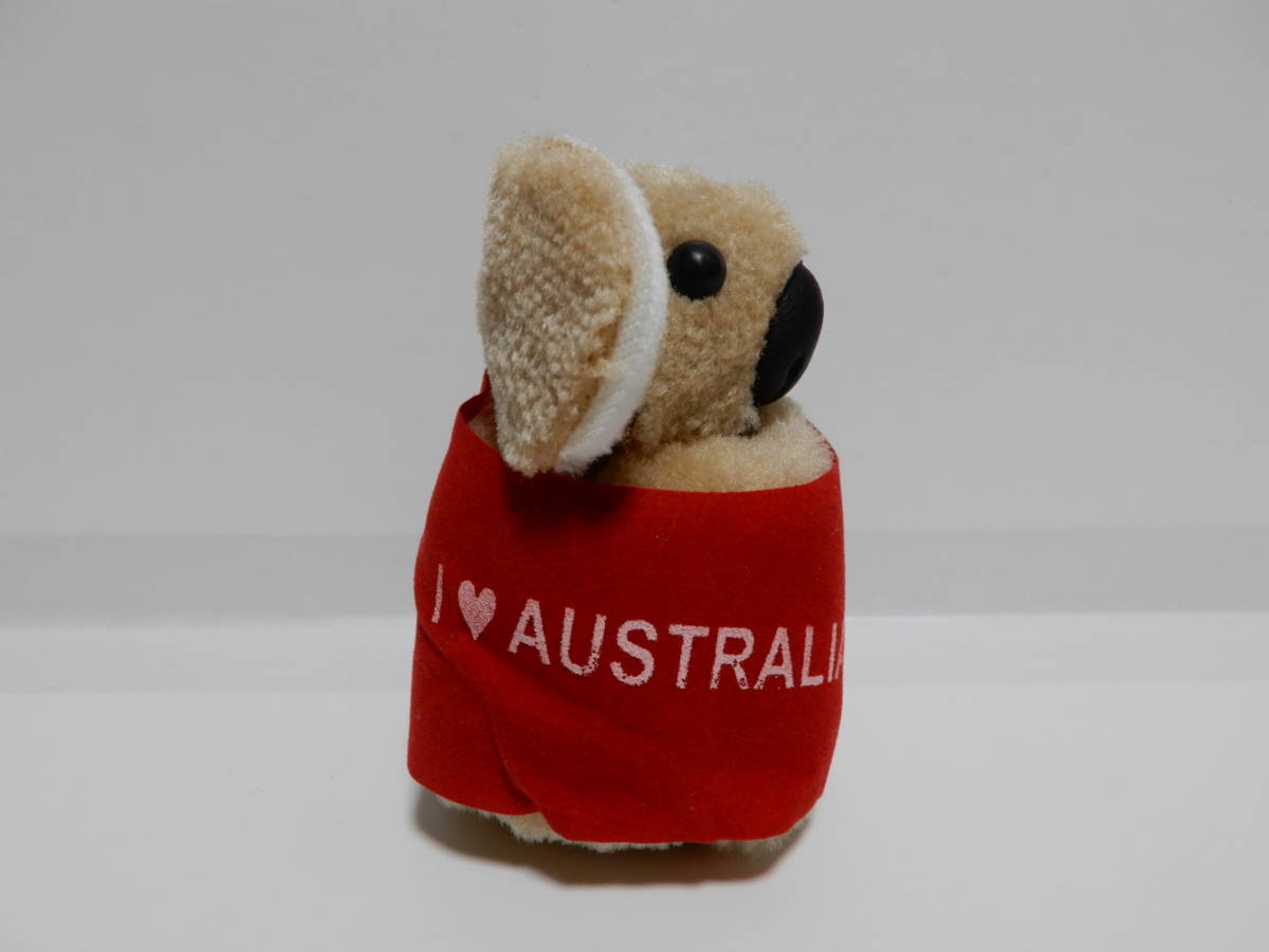 未使用 アニマルクリップ　コアラ 赤服　ベージュ　オーストラリア　豪州　土産　マスコット　抱っこ人形　海外　シドニー_画像3