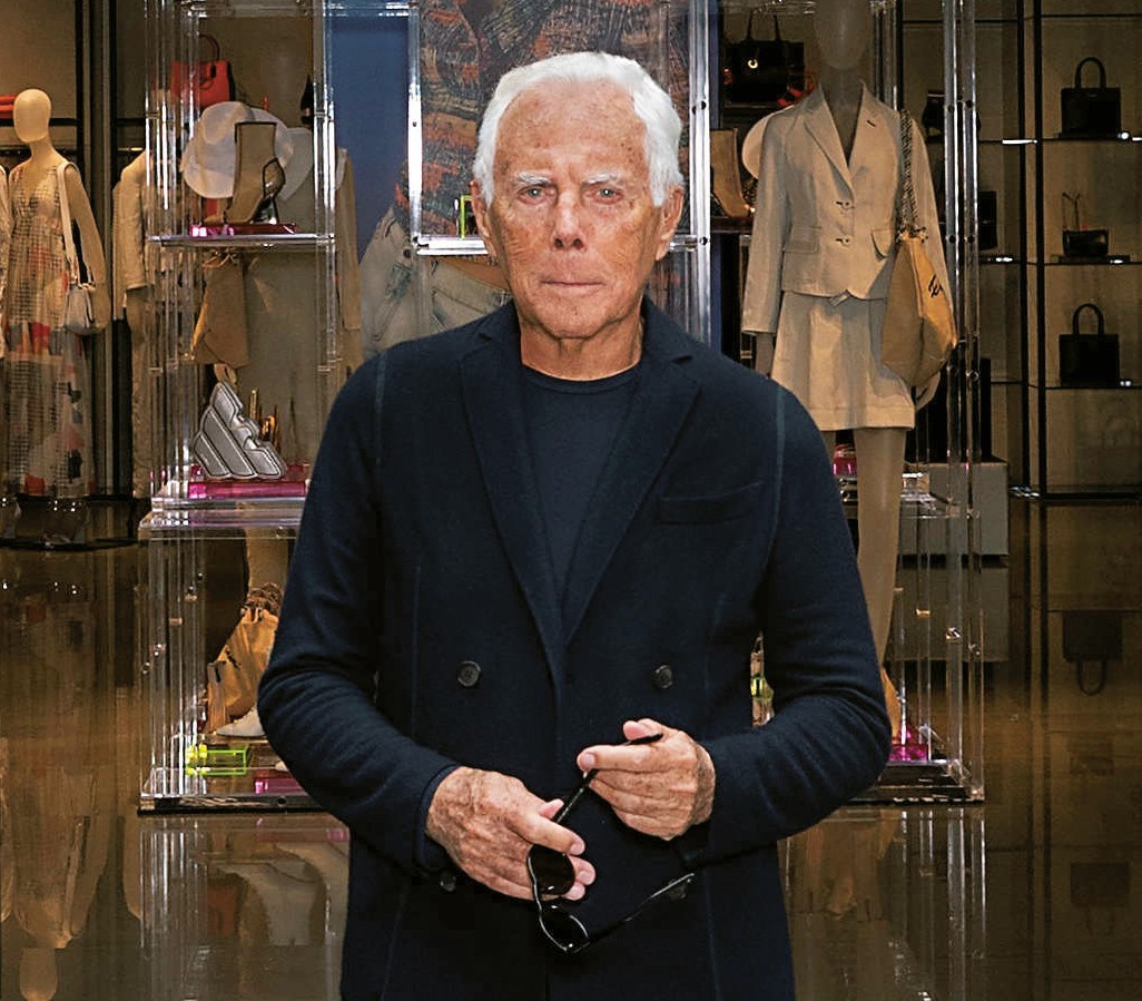 正規品　GIORGIO ARMANI ジョルジオアルマーニ カシミヤ100% 半袖ニット アルマーニ氏愛用 カシミヤTシャツ 48 イタリア製　定価173,000円_画像8