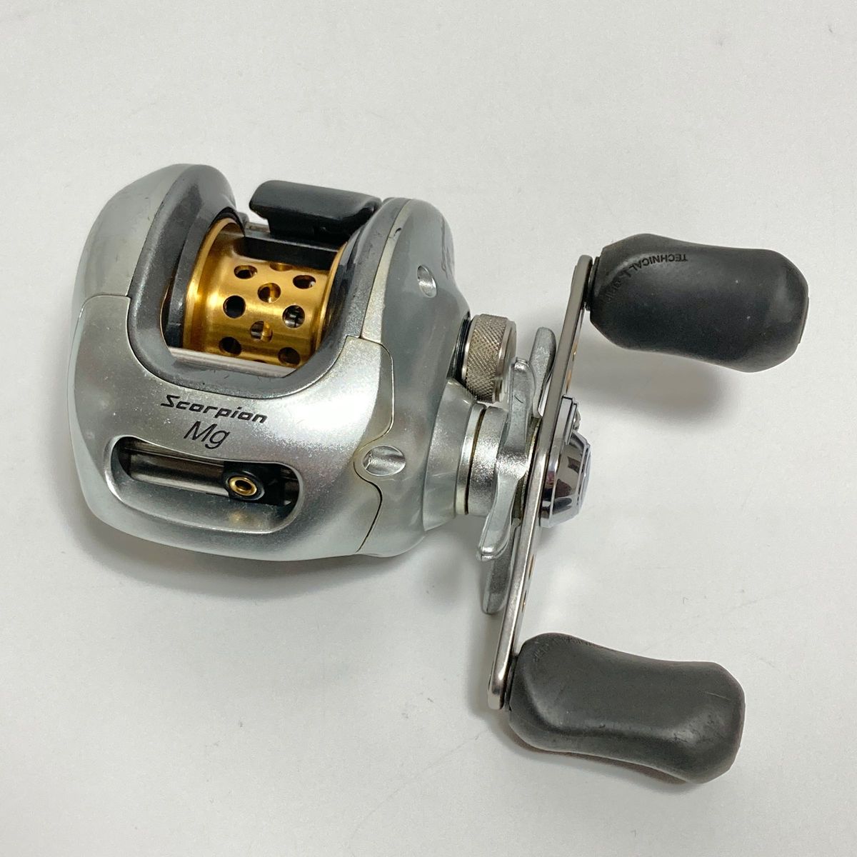 シマノ SHIMANO ベイトリール スコーピオン Scorpion Mg1001 シマノ SHIMANO ベイトリール スコーピオン Scorpion Mg1001