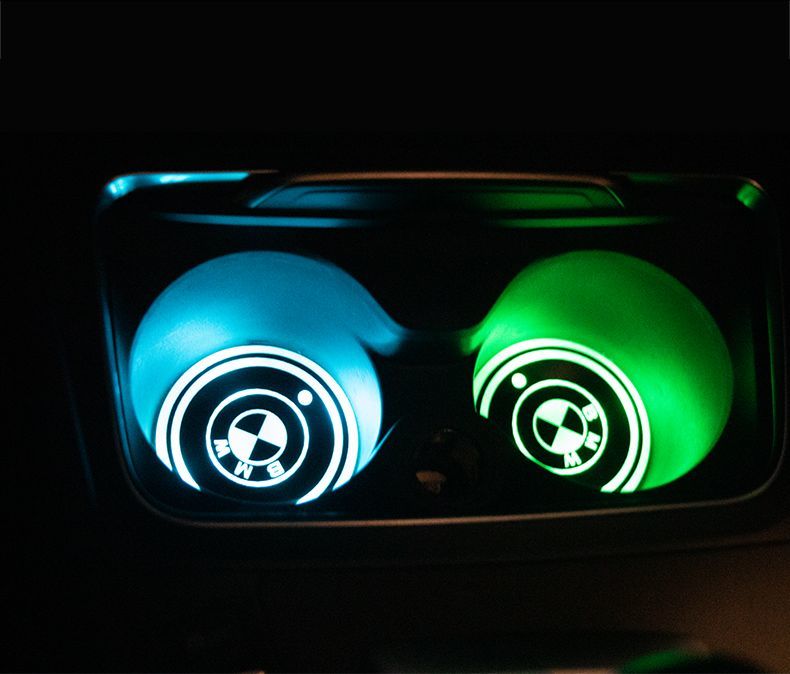 BMW車簡単カスタム 光るLEDコースター 2個セット ドリンクホルダー 車内装アクセサリーの画像3