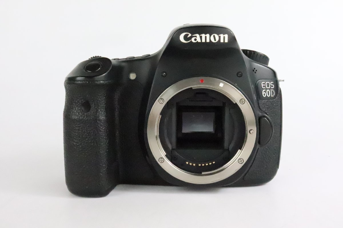 Canon キヤノン EOS 60D レンズキット デジタル一眼レフカメラ EF-S 18-135mm 3.5-5.6 IS STM レンズ【ジャンク品】★F_画像2