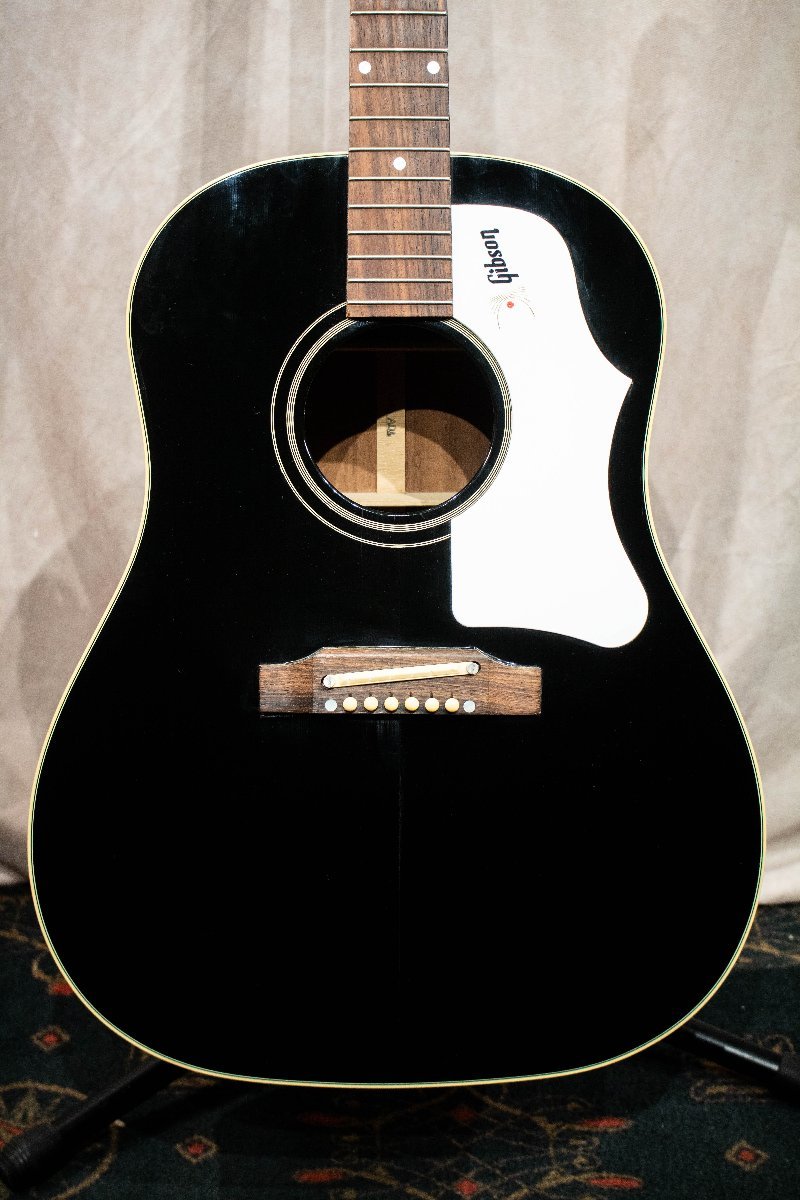 ♪ Gibson Custom Shop J-45 ADJ ギブソン アコースティックギター☆D0221_画像1