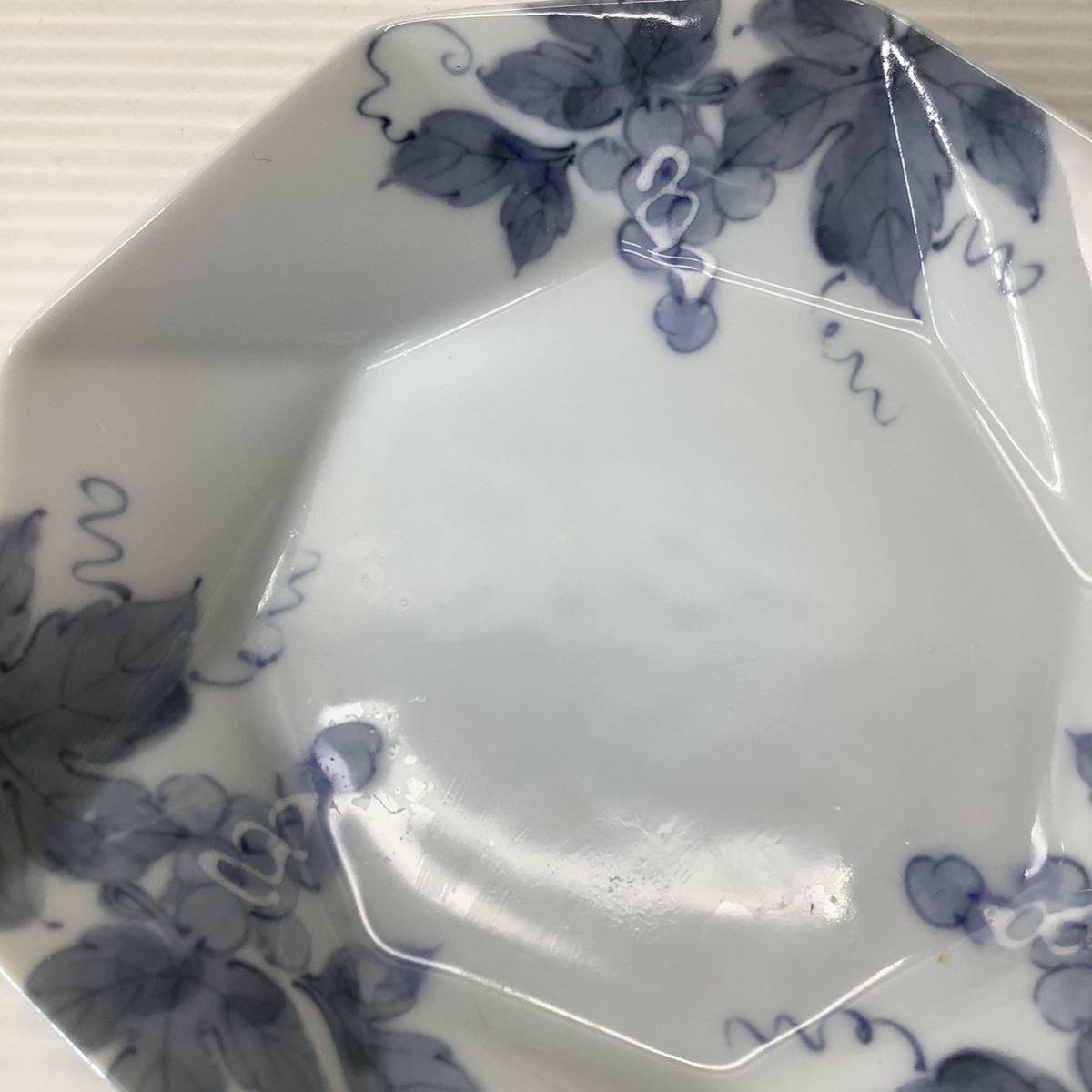 陶磁器 中皿 10枚組 セット 染付 絵付 葡萄 ぶとう 八角形 食器 深皿 取皿 未使用 現状品の画像6