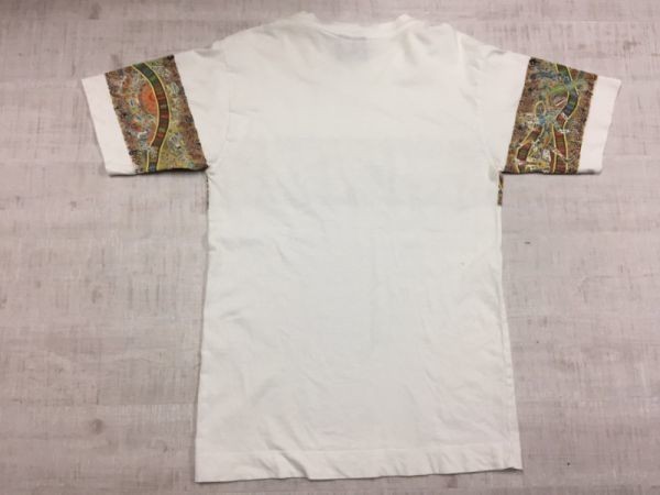 90s 古着 オーストラリア製 Dream like Australia アボリジナルアート Danny Eastwood サーフ スーベニア Tシャツ メンズ M 白の画像2