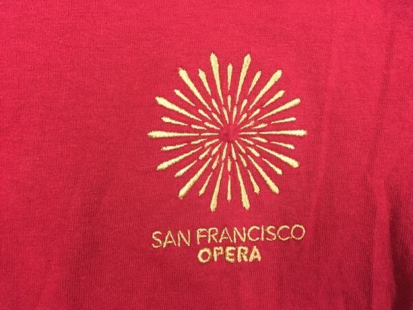 GILDAN製 ギルダン SAN FRANCISCO OPERA サンフランシスコオペラ スーベニア お土産 半袖Tシャツ カットソー メンズ 刺繍 S 赤_画像3