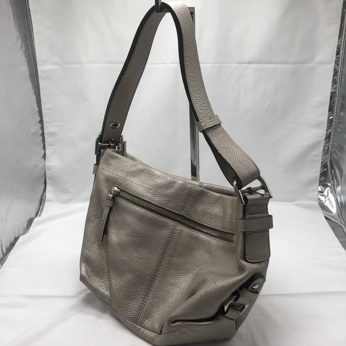 COACH コーチ　イーストウエストダッフル・ショルダーバッグ № H1071-F15065 シルバーグレー　中古　YS GWHL_画像2