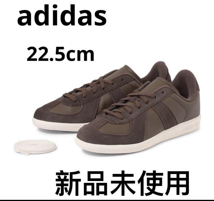 adidasスニーカー　アディダス　運動靴　22.5cm 男女兼用